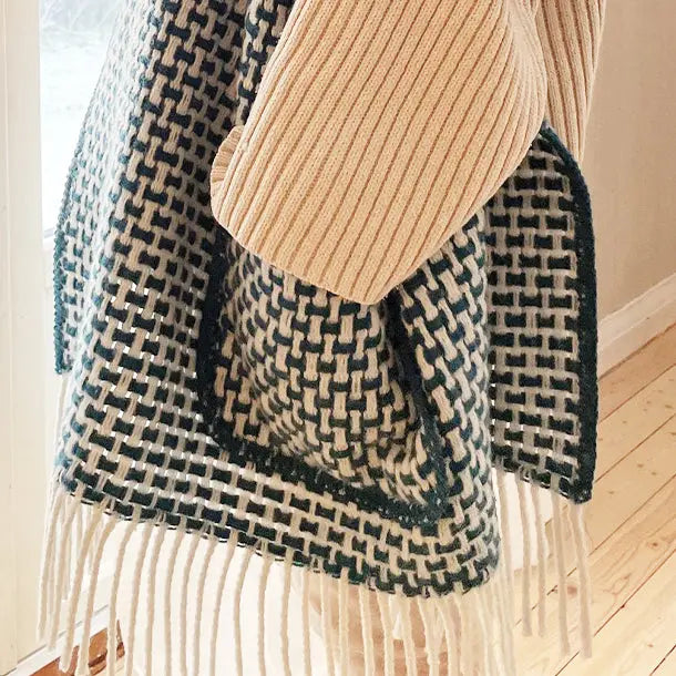 Ullteppe og sjal i ett!